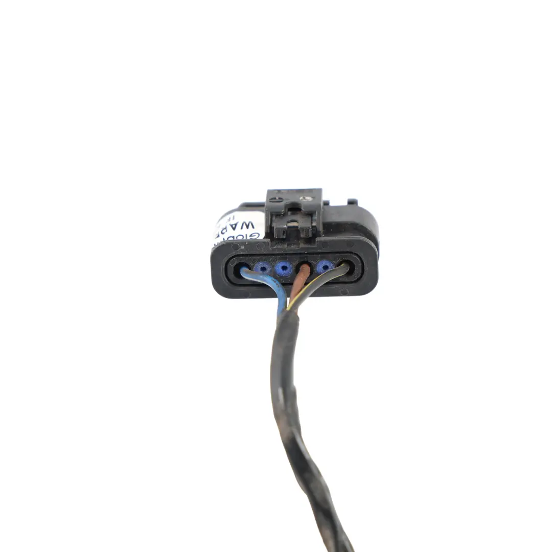 BMW F45 Wiązka Kabli Lampy Tylnej W Panelu Bocznym Prawa - SKU 7311030-2 - Numer Części 7311030