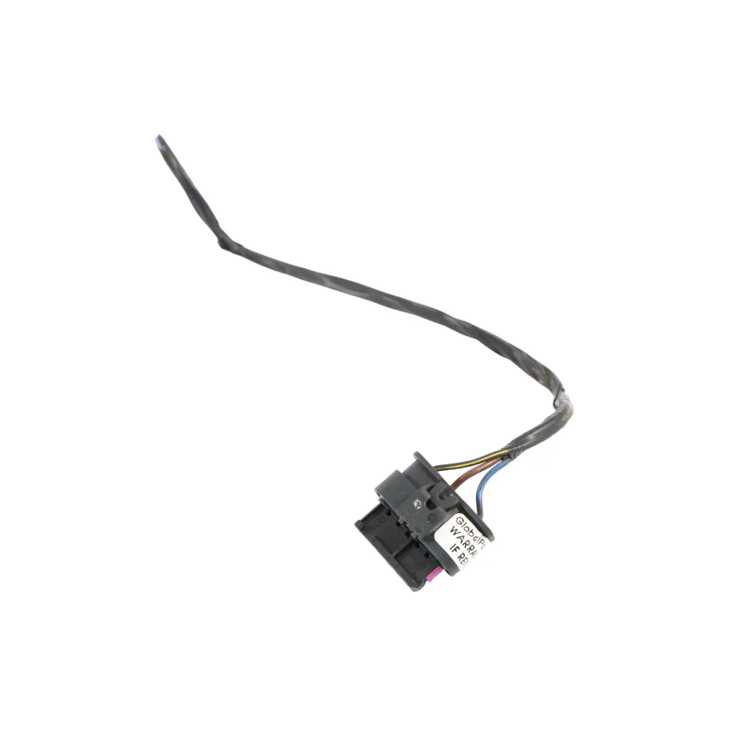 BMW F45 Wiązka Kabli Lampy Tylnej W Panelu Bocznym Prawa - SKU 7311030-2 - Numer Części 7311030