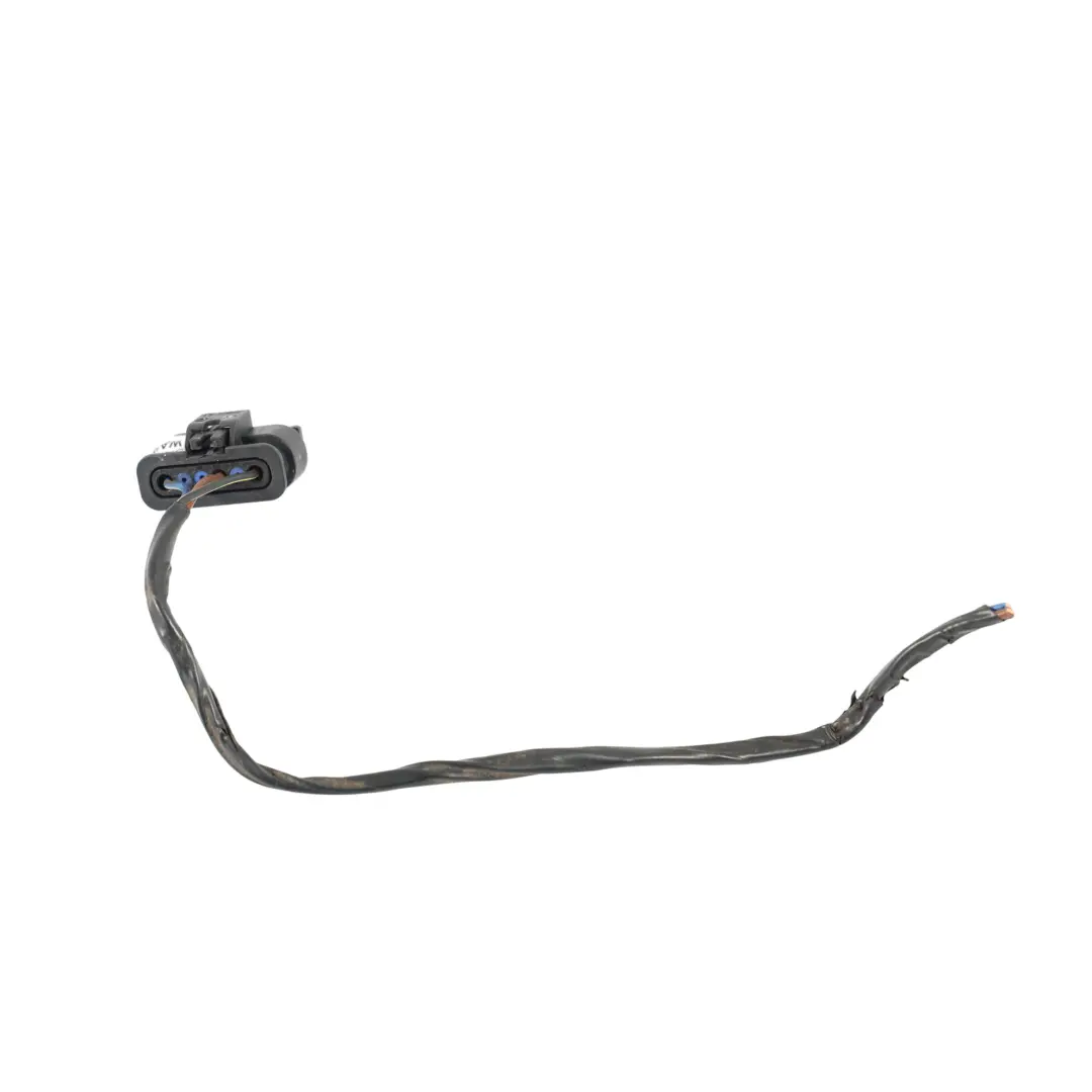 BMW F45 Rear Light Lamp Trim In The Side Panel Wiring Cable Right O/S - SKU 7311030-2 - Part number 7311030