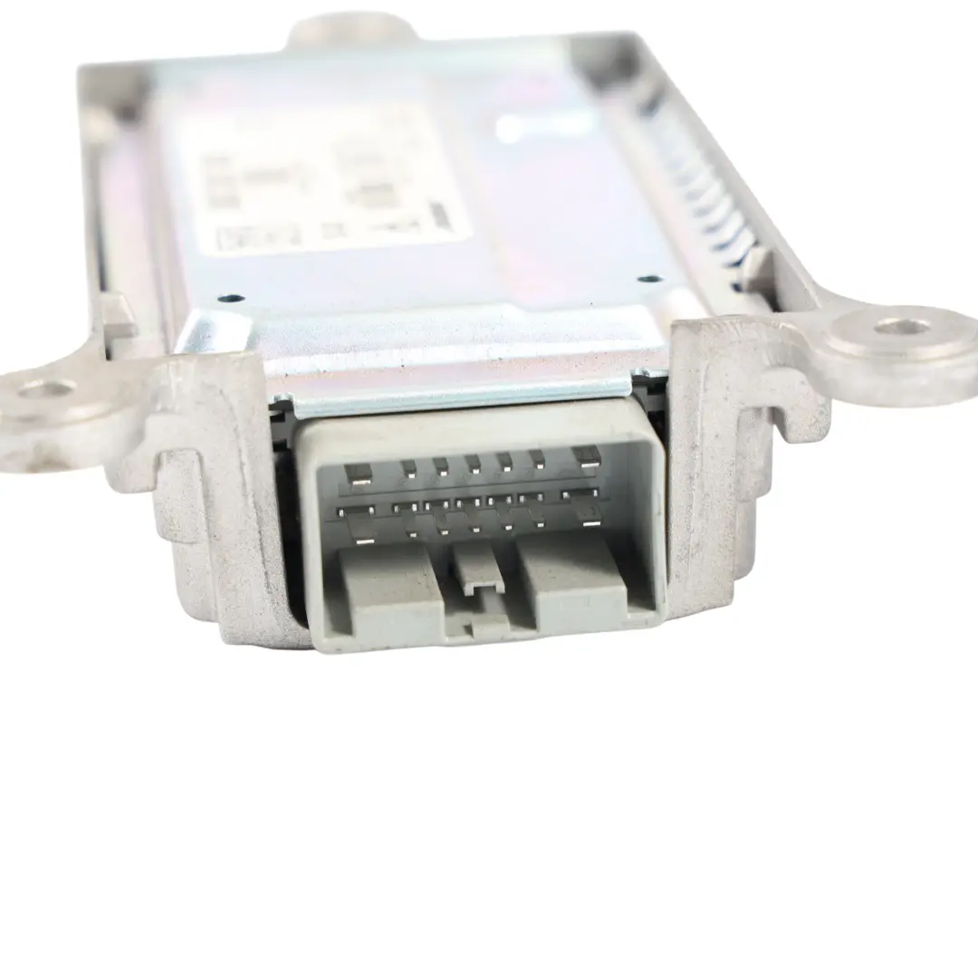 Bose Audio Amplifier 733897 to Porsche Cayenne with Part number 733897-0010 Porsche Cayenne Bose Audio Amplifier 733897 - SKU 733897-0010 - Part number 733897-0010