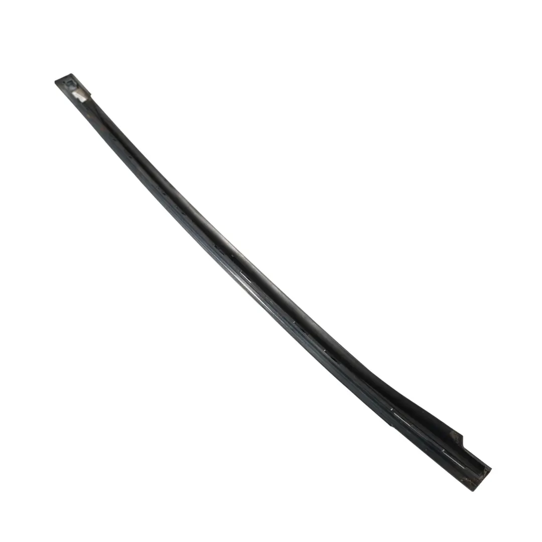 Moldura Parabrisas Izquierda Azul Imperial A89 para BMW F11 Touring con número de pieza 7362463 BMW F11 Touring Moldura Parabrisas Izquierda Azul Imperial A89 - SKU 7362463-IBB - Número de pieza 7362463