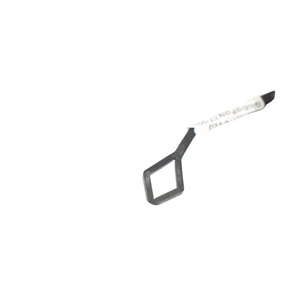 BMW F30 Cache Crochet Remorquage Pare-Chocs Arrière Apprêté - SKU 7384413-PRIM - Numéro de pièce 7384413