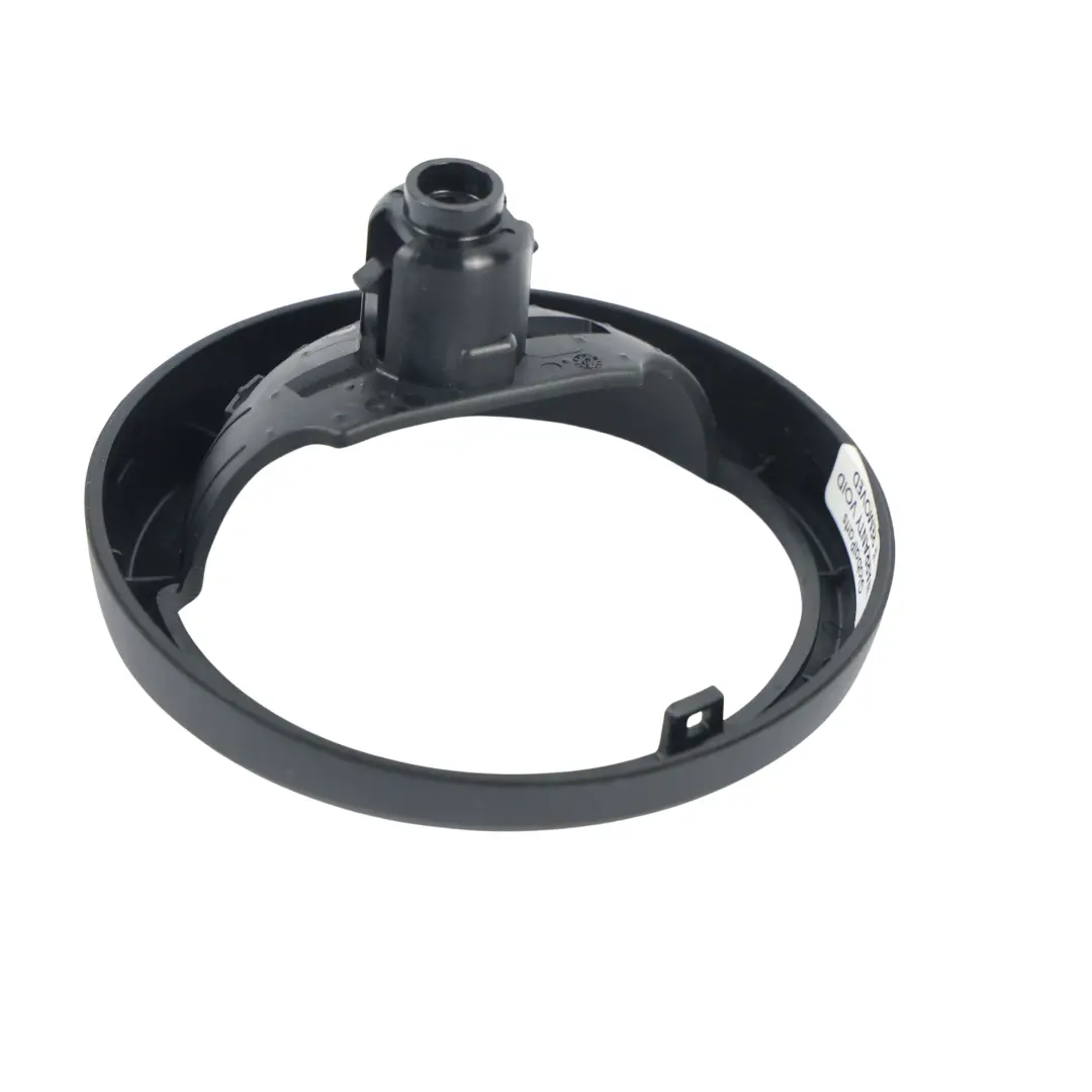 Pierścień Ozdobny Klamki Drzwi Przedni Prawy do Mini Countryman F60 o numerze 7390806 Mini Countryman F60 Pierścień Ozdobny Klamki Drzwi Przedni Prawy - SKU 7390806 - Numer Części 7390806