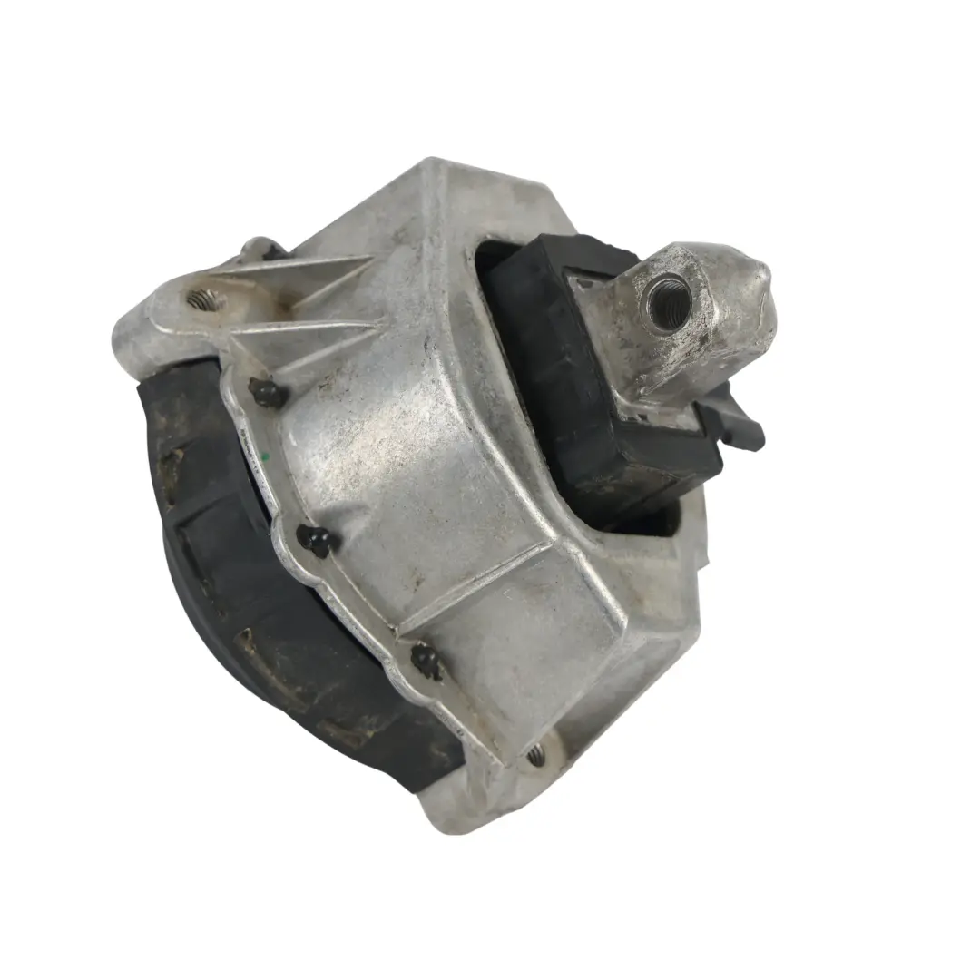 Wspornik Poduszki Silnika Lewy 2211 do BMW G20 G21 G22 G23 G26 G29 Z4 o numerze 7581617 BMW G20 G21 G22 G23 G26 G29 Z4 Wspornik Poduszki Silnika Lewy 2211 - SKU 7581617 - Numer Części 7581617