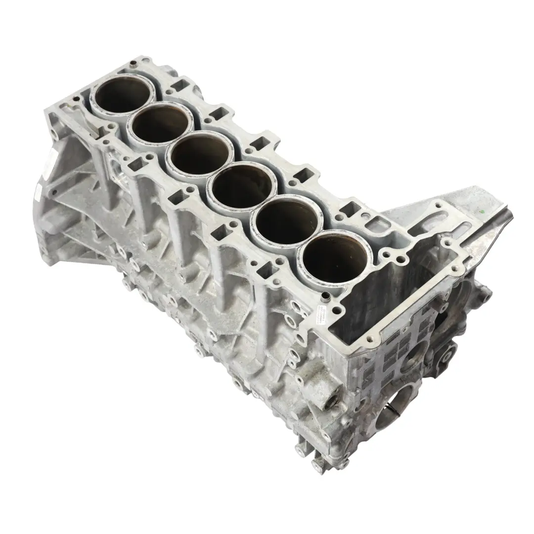 Blok Silnika N55B30A 370KM do BMW F87 M2 o numerze 7585986 BMW F87 M2 Blok Silnika N55B30A 370KM - SKU 7585986 - Numer Części 7585986