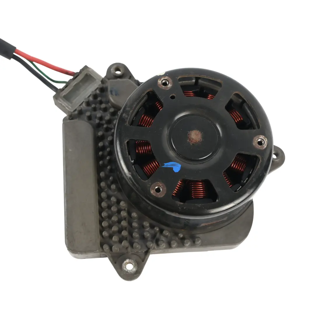 BMW F20 F21 F22 F30 F31 F32 F33 Motor Ventilador Radiador Refrigeración - SKU 7608408-3 - Número de pieza 7608408