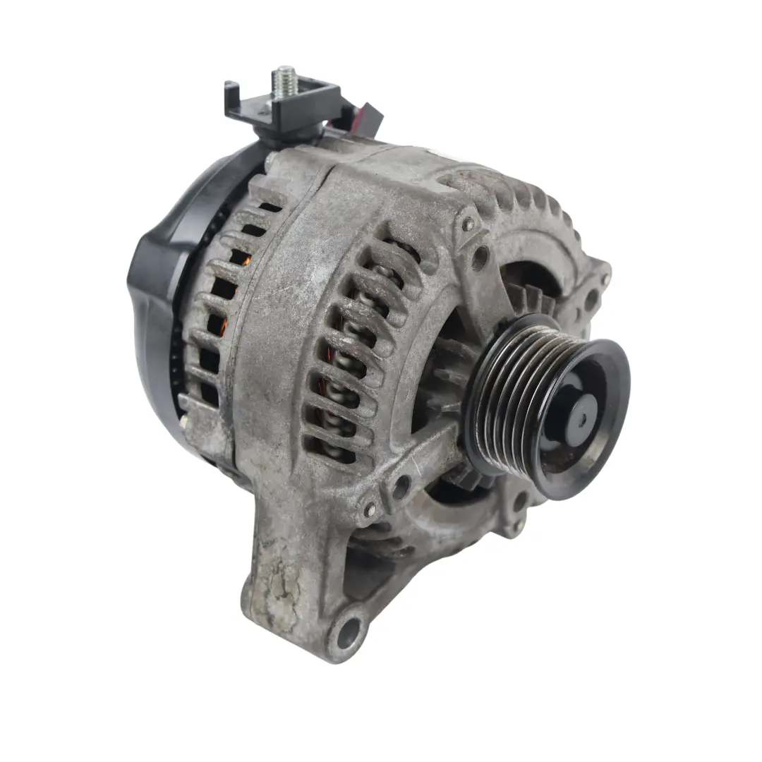 Alternator Prądnica Denso 150A 7640131 do BMW F20 F30 Mini F56 o numerze 7640132 BMW F20 F30 Mini F56 Alternator Prądnica Denso 150A 7640131 - SKU 7640132-4 - Numer Części 7640132