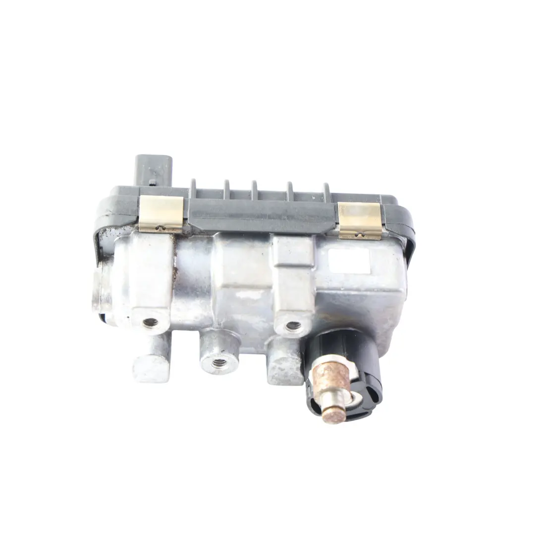 Siłownik Turbo Garrett Diesel N47 do BMW E81 E84 E87 E90 E91 LCI o numerze 7810189 BMW E81 E84 E87 E90 E91 LCI Siłownik Turbo Garrett Diesel N47 - SKU 7810189-4 - Numer Części 7810189