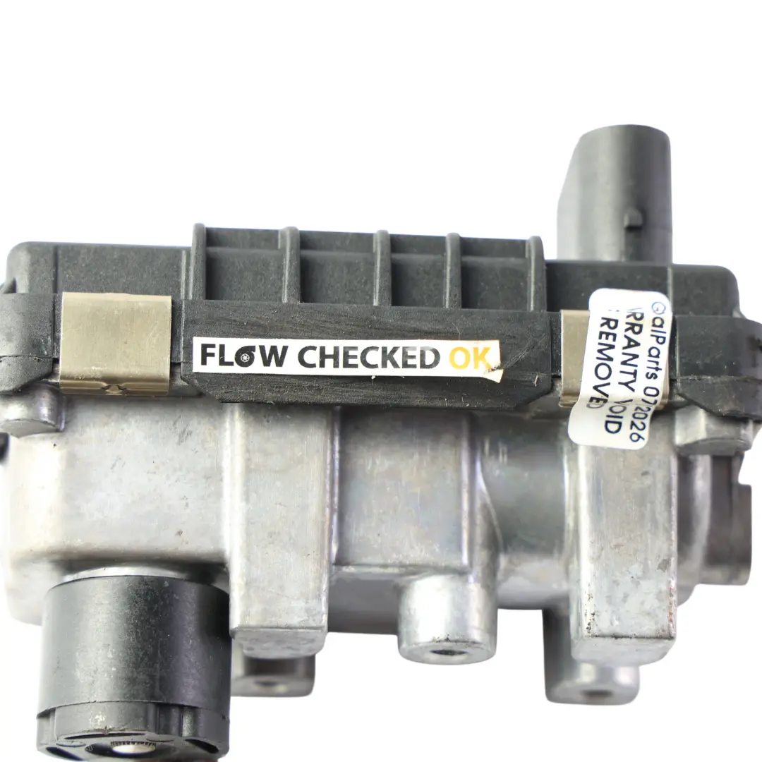 Lader Stellmotor Garrett Diesel N47 für BMW E81 E84 E87 E90 E91 LCI Turbo mit Teilenummer 7810189 BMW E81 E84 E87 E90 E91 LCI Turbo Lader Stellmotor Garrett Diesel N47 - SKU 7810189-4 - Teilenummer 7810189