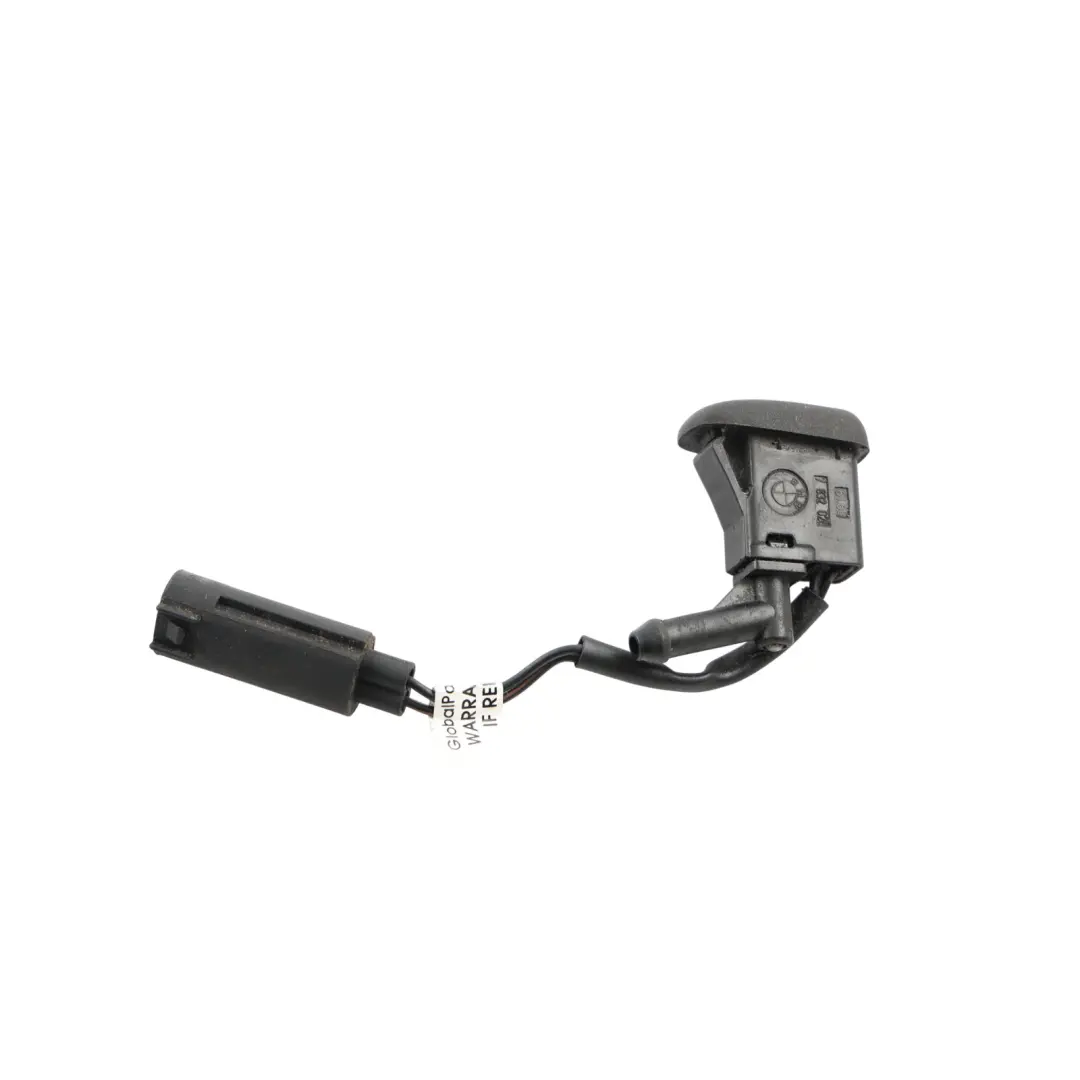 Buse Lave-Glace Pare-Brise Avant Chauffante pour BMW E46 à propos du numéro de pièce 7832026 BMW E46 Buse Lave-Glace Pare-Brise Avant Chauffante - SKU 7832026 - Numéro de pièce 7832026