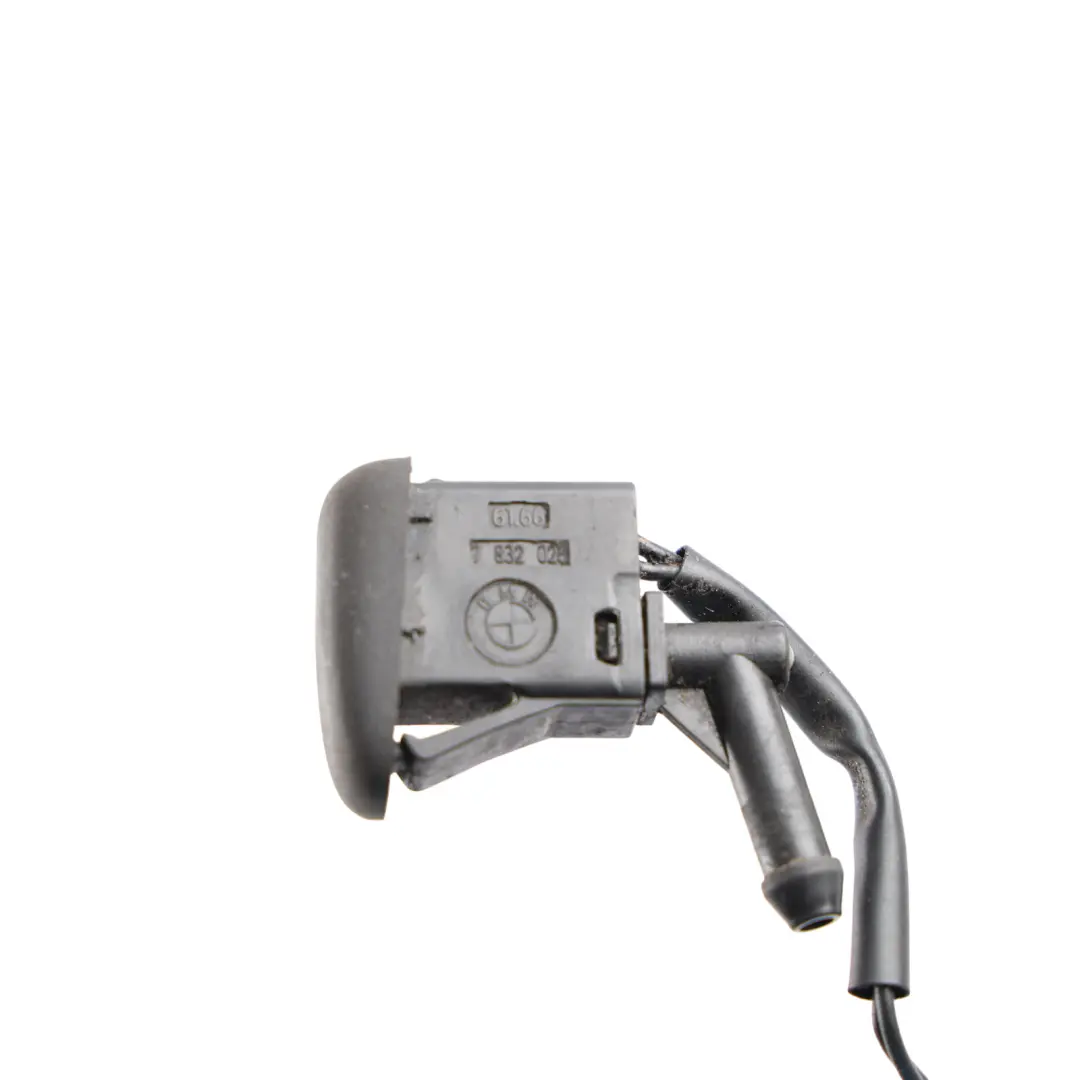 BMW E46 Boquilla Lavaparabrisas Delantero Calefactable - SKU 7832026 - Número de pieza 7832026