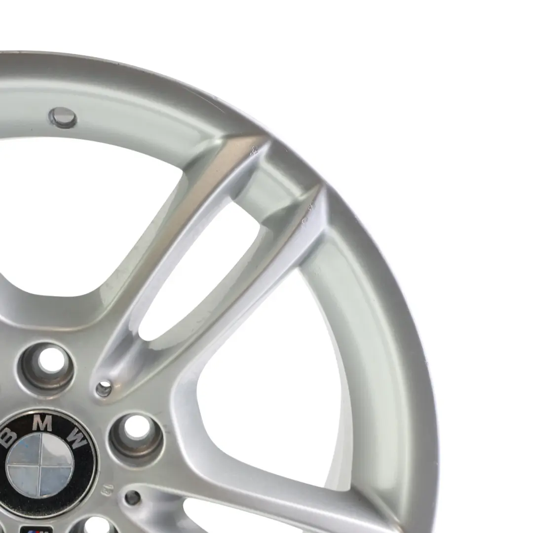 Jante Avant Argentee en Alu 18" M a Double Rayons 261 7,5J pour BMW E81 E87 à propos du numéro de pièce 7891050 BMW E81 E87 Jante Avant Argentee en Alu 18" M a Double Rayons 261 7,5J - SKU 7891050-1 - Numéro de pièce 7891050
