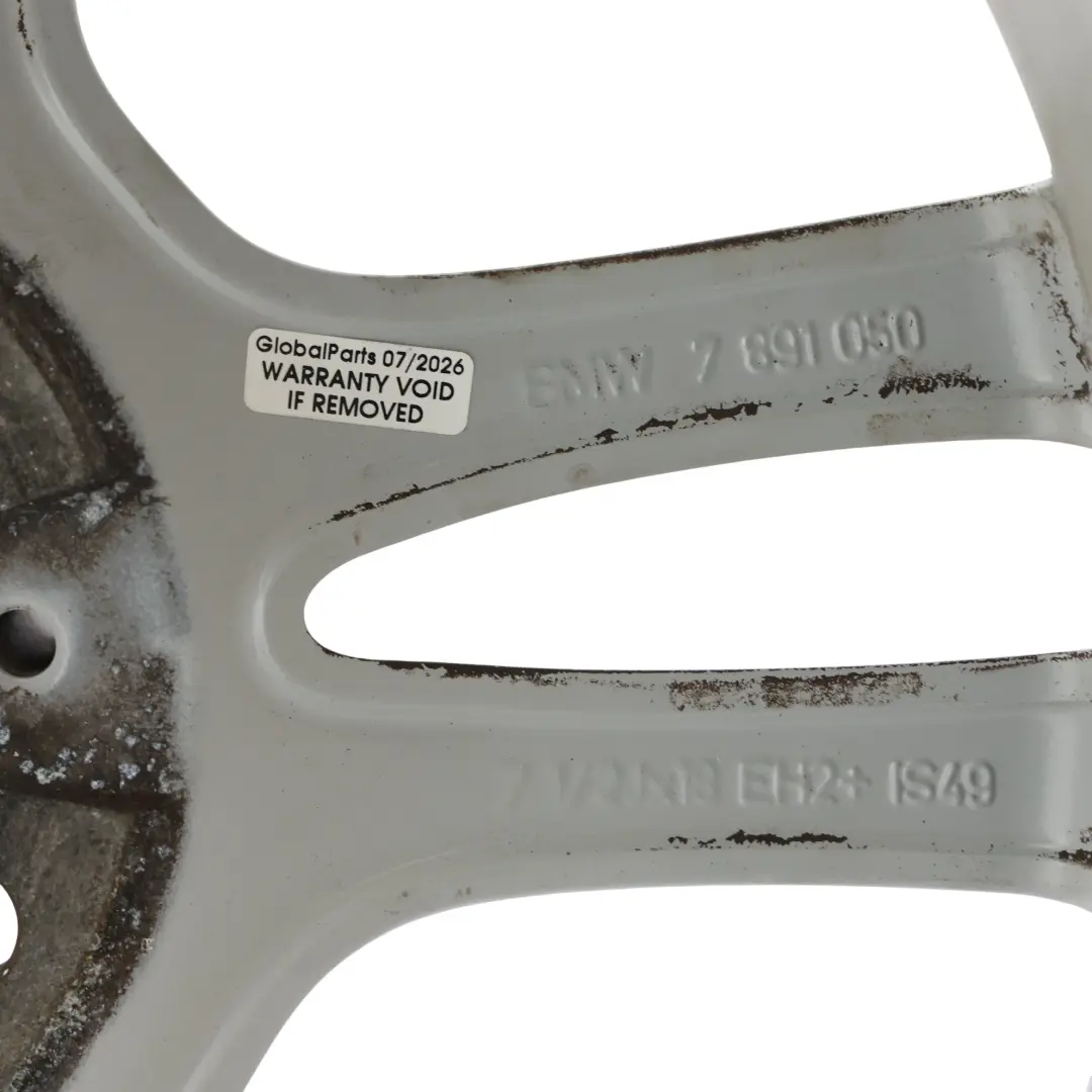Leicht Metall Felge Vorne Silber 18" 7,5J M Dopelspeiche 261 für BMW E81 E87 mit Teilenummer 7891050 BMW E81 E87 Leicht Metall Felge Vorne Silber 18" 7,5J M Dopelspeiche 261 - SKU 7891050-5 - Teilenummer 7891050