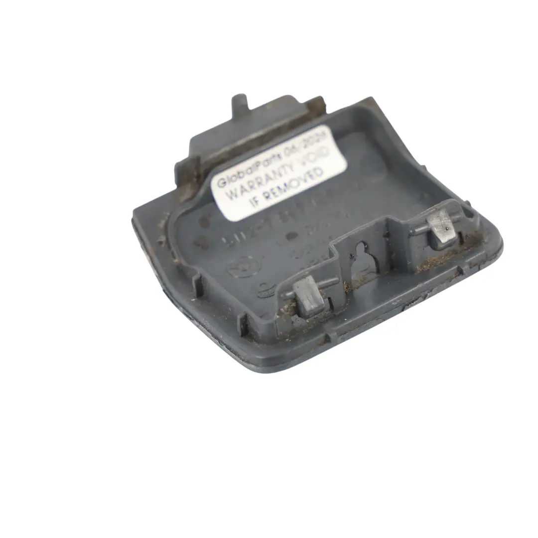 Gancio Traino Paraurti Posteriore Titansilber 354 M Sport per BMW E60 E61 con numero di parte 7897197 BMW E60 E61 Gancio Traino Paraurti Posteriore Titansilber 354 M Sport - SKU 7897197-PTG - Numero di parte 7897197