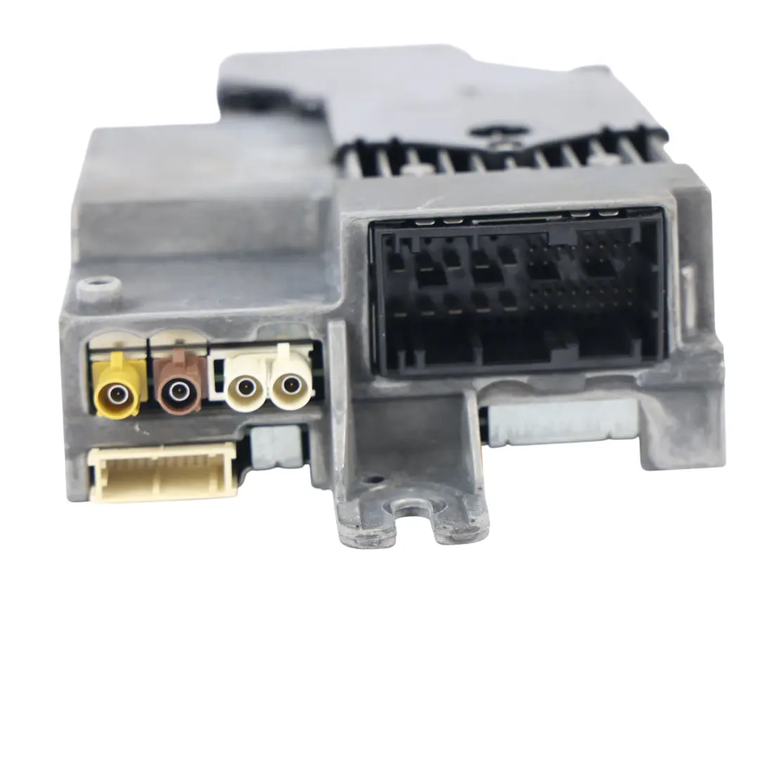 Wzmacniacz Dźwięku Stereo Moduł ECU do BMW G05 G20 G21 G30 o numerze 7928596 BMW G05 G20 G21 G30 Wzmacniacz Dźwięku Stereo Moduł ECU - SKU 7928596 - Numer Części 7928596
