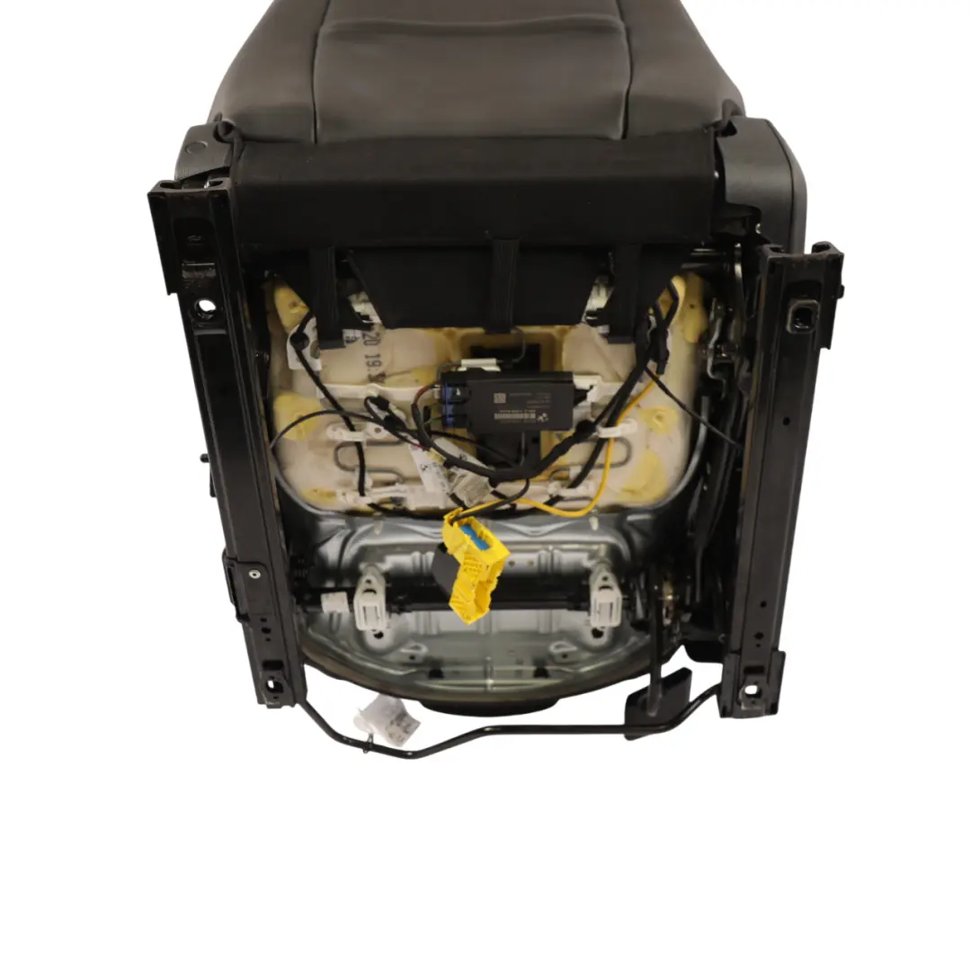 BMW F40 Siège Avant Droit Chauffé Intérieur Cuir Dakota Perforé Noir - SKU 7942044 - Numéro de pièce 7942044