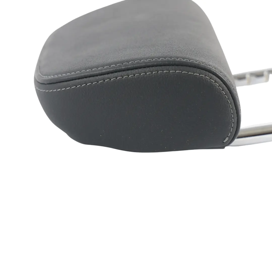 Poggiatesta Sedile Posteriore Sinistro Destro Pelle Nero per BMW G20 con numero di parte 7943060 BMW G20 Poggiatesta Sedile Posteriore Sinistro Destro Pelle Nero - SKU 7943060 - Numero di parte 7943060
