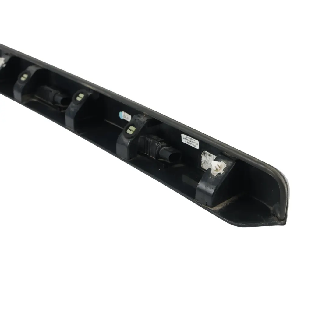 Volkswagen Crafter SY Panel Tapa Luz Matrícula Puerta Trasera - SKU 7C0827329C - Número de pieza 7C0827329C