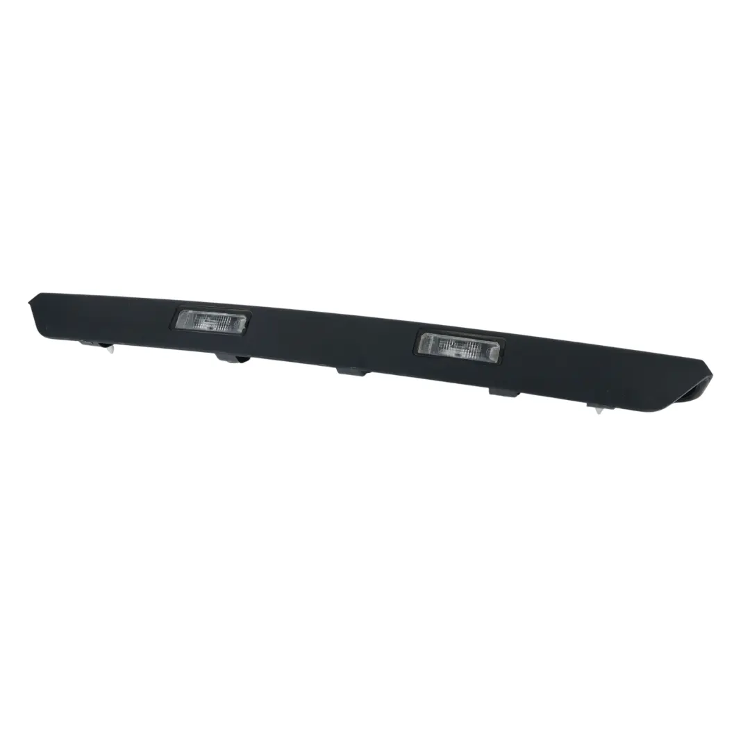 Volkswagen Crafter SY Panel Tapa Luz Matrícula Puerta Trasera - SKU 7C0827329C - Número de pieza 7C0827329C