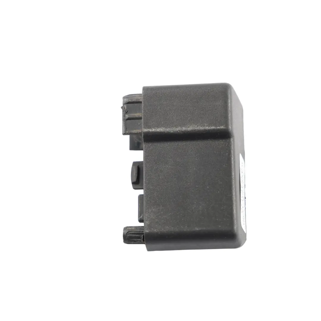 Volkswagen Crafter SY Tapa Moldura Puerta Corredera Trasera Negra - SKU 7C0843795F - Número de pieza 7C0843795F