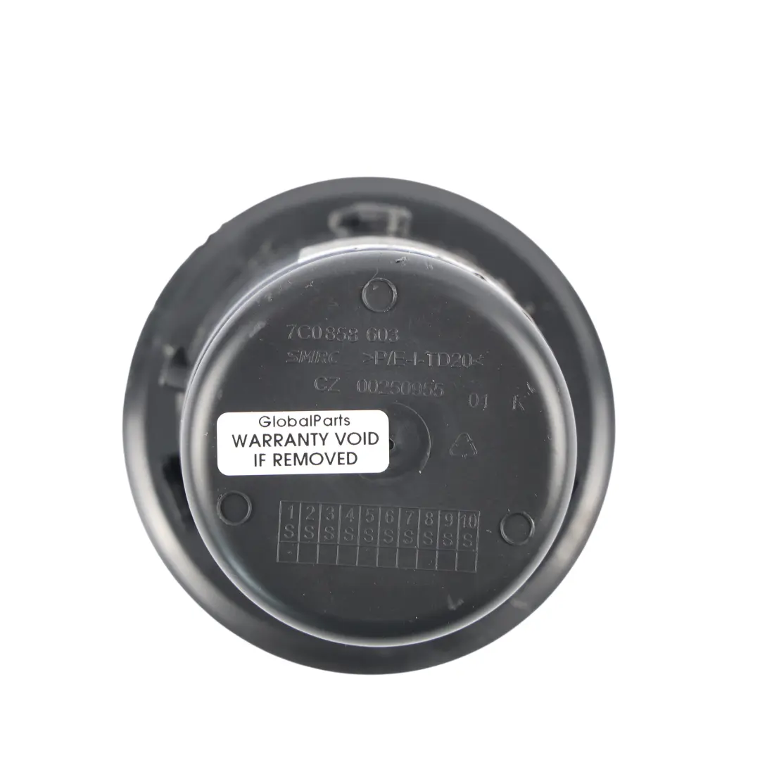 Armaturenbrett Getränkehalter Blende Links für Volkswagen Crafter SY mit Teilenummer 7C0858603 Volkswagen Crafter SY Armaturenbrett Getränkehalter Blende Links - SKU 7C0858603 - Teilenummer 7C0858603