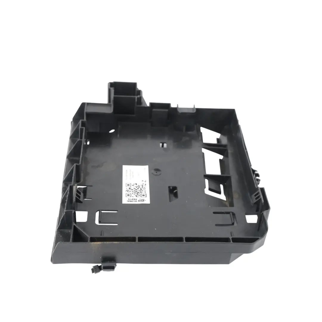 Uchwyt Mocowania Modułu BCM do Volkswagen Crafter SY o numerze 7CC937535A Volkswagen Crafter SY Uchwyt Mocowania Modułu BCM - SKU 7CC937535A - Numer Części 7CC937535A