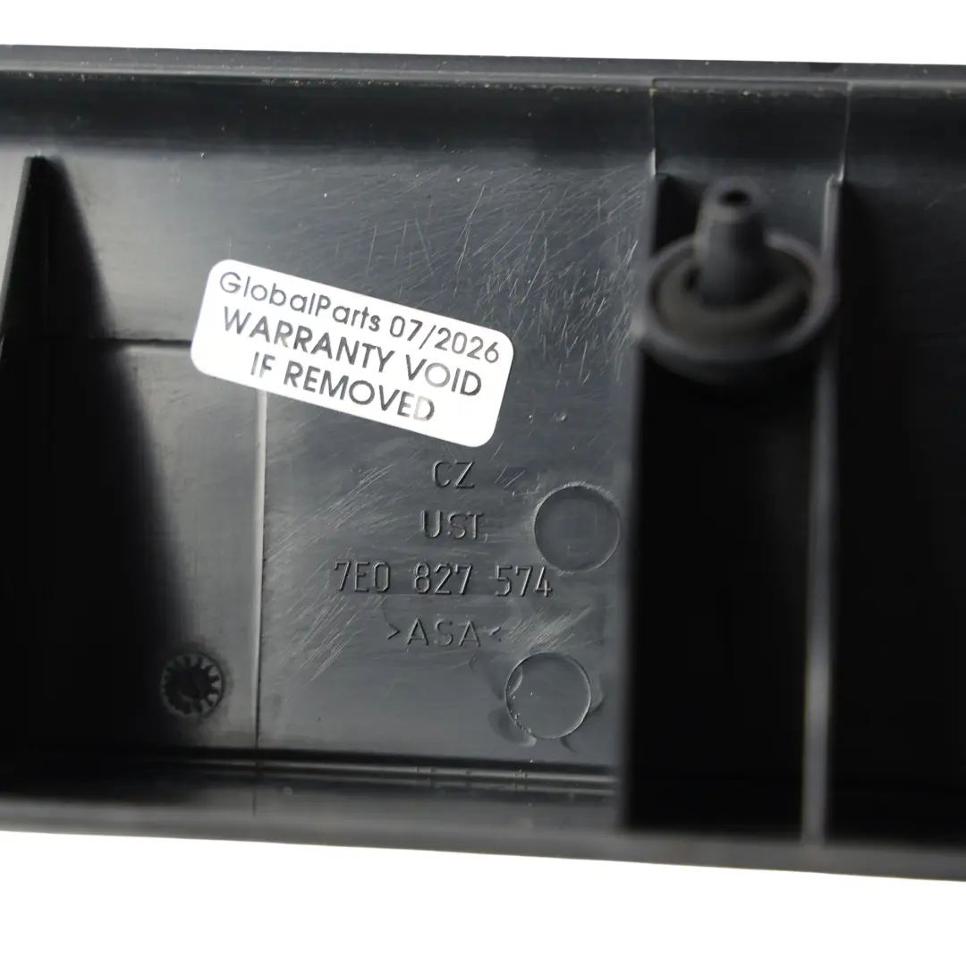 Volkswagen Transporter T6 Heckklappe Türgriff Kennzeichenleuchte - SKU 7E0827574 - Teilenummer 7E0827574
