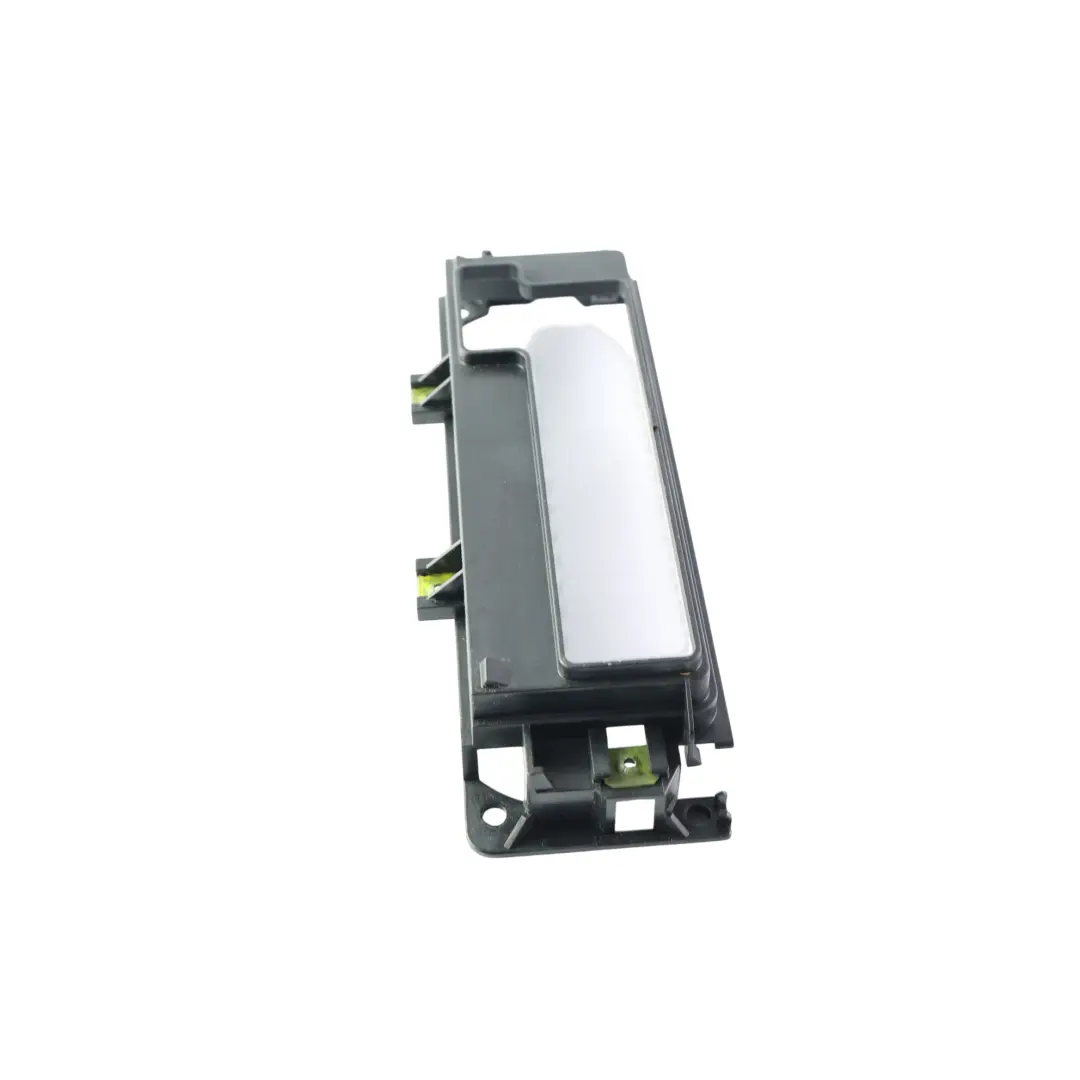 Ramka Obudowa Panelu Klimatyzacji do Volkswagen Transporter T5 o numerze 7E0858241A Volkswagen Transporter T5 Ramka Obudowa Panelu Klimatyzacji - SKU 7E0858241A - Numer Części 7E0858241A
