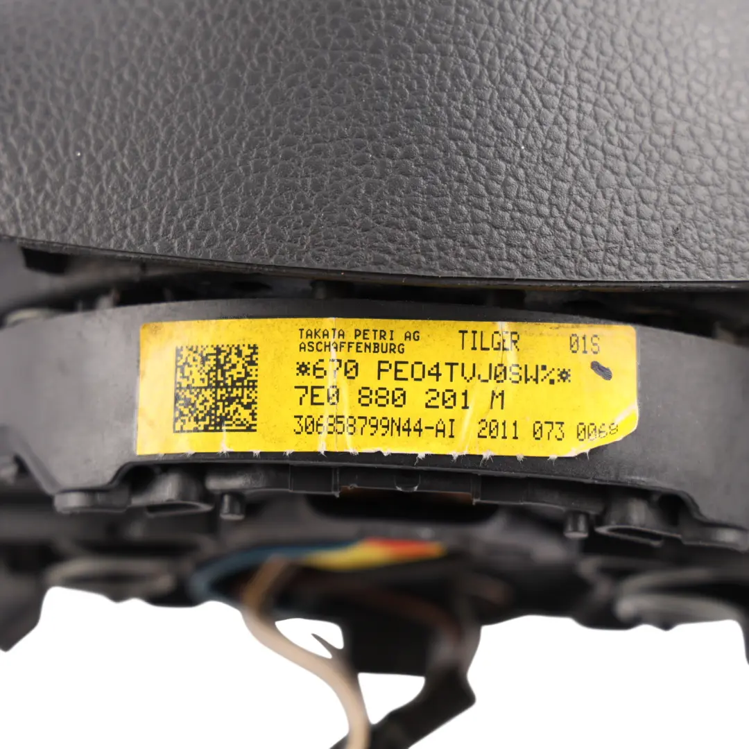 Volkswagen Transporter T5 Steering Wheel Driver's Side Air Module 7E0880201G - SKU 7E0880201M - Part number 7E0880201M