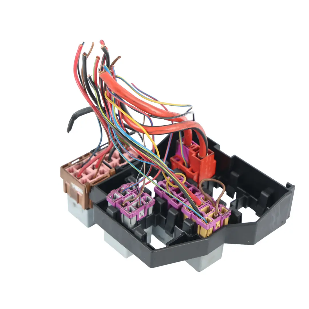 Bay Fuse Box Relay Plate 2.5 TDI to VW Volkswagen Transporter T5 Engine with Part number 7E0937503B VW Volkswagen Transporter T5 Engine Bay Fuse Box Relay Plate 2.5 TDI - SKU 7E0937503B - Part number 7E0937503B