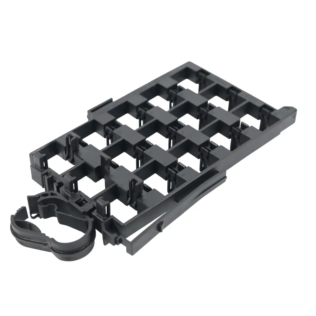 Volkswagen Transporter T5 Support Connecteur Porte-Fusible - SKU 7E0937545A - Numéro de pièce 7E0937545A