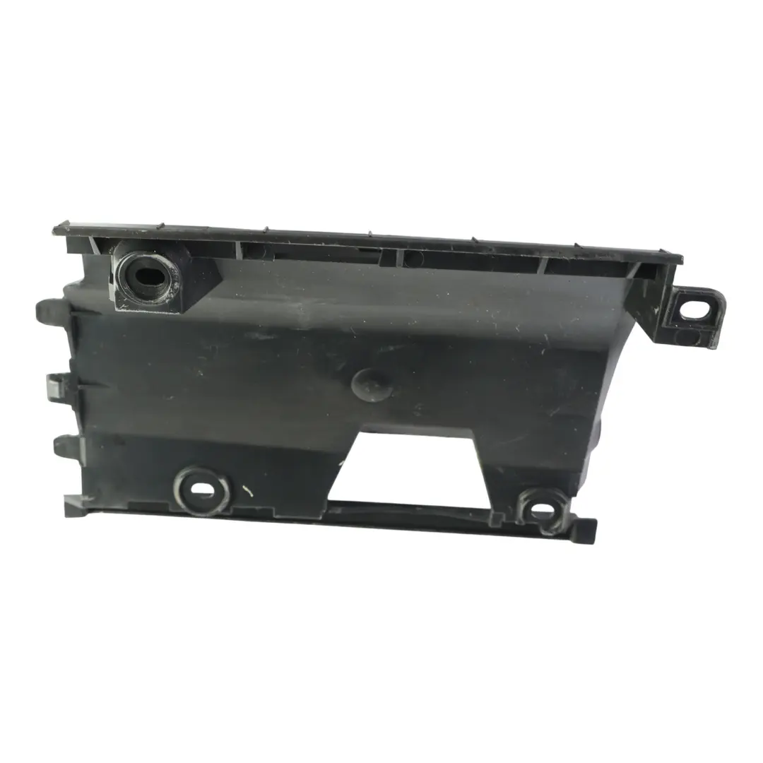 Support Angle Pare-Chocs Arrière Droit pour Volkswagen Transporter T5 à propos du numéro de pièce 7H0807130A Volkswagen Transporter T5 Support Angle Pare-Chocs Arrière Droit - SKU 7H0807130A - Numéro de pièce 7H0807130A