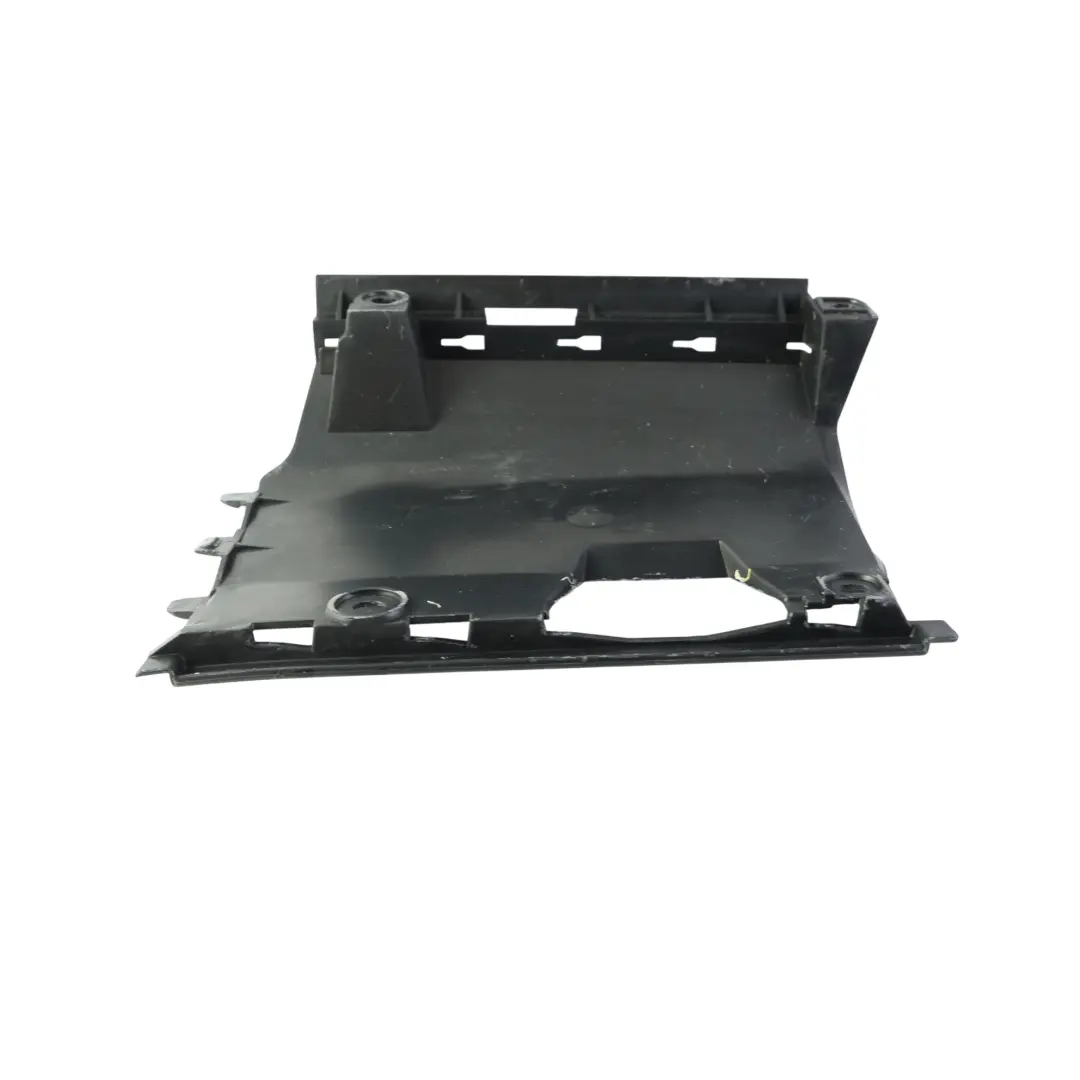 Volkswagen Transporter T5 Soporte Esquina Paragolpes Trasero Derecho - SKU 7H0807130A - Número de pieza 7H0807130A
