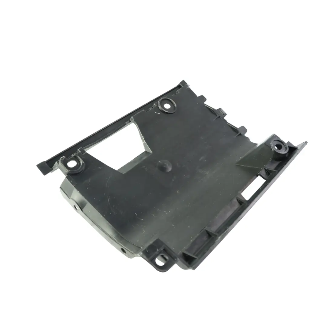 Support Angle Pare-Chocs Arrière Droit pour Volkswagen Transporter T5 à propos du numéro de pièce 7H0807130A Volkswagen Transporter T5 Support Angle Pare-Chocs Arrière Droit - SKU 7H0807130A - Numéro de pièce 7H0807130A