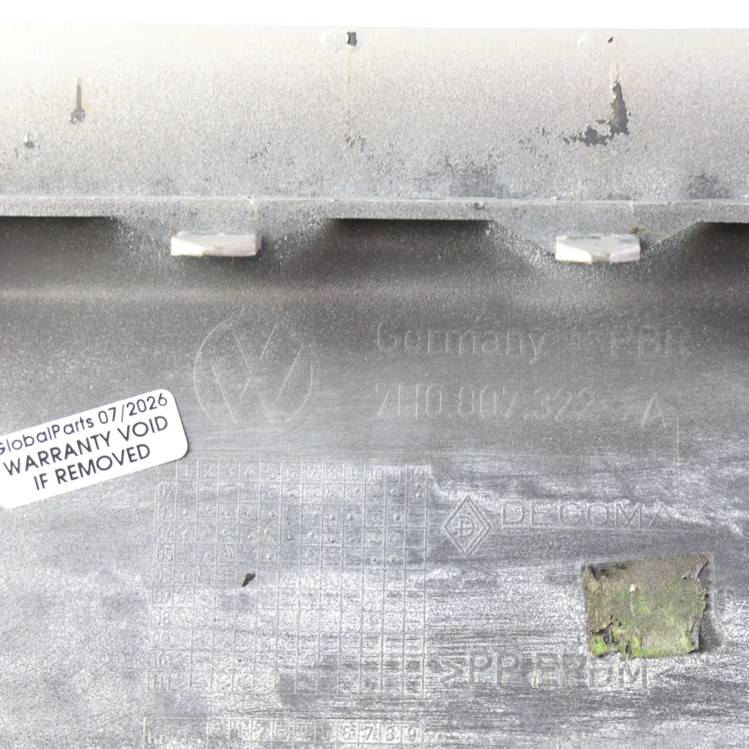 Moldura Paragolpes Trasero Derecho 7H0807321A Plata para Volkswagen Transporter T5 con número de pieza 7H0807322A Volkswagen Transporter T5 Moldura Paragolpes Trasero Derecho 7H0807321A Plata - SKU 7H0807322A-RES - Número de pieza 7H0807322A