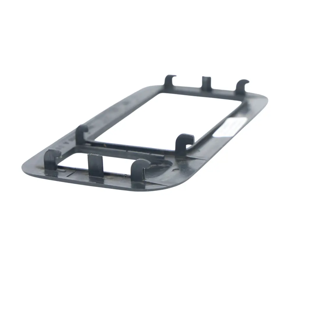 Heckklappe Schloss Abdeckung für Volkswagen Transporter T5 T6 mit Teilenummer 7H0827699A Volkswagen Transporter T5 T6 Heckklappe Schloss Abdeckung - SKU 7H0827699A - Teilenummer 7H0827699A