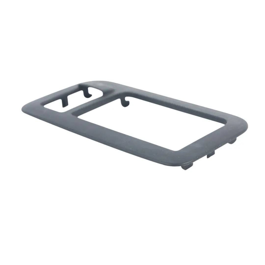 Volkswagen Transporter T5 T6 Tapa Cerradura Puerta Trasera - SKU 7H0827699A - Número de pieza 7H0827699A