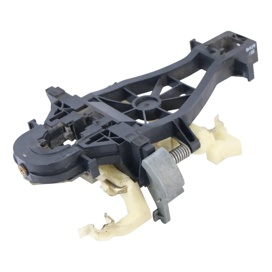 Door Handle Grab Base Carrier Bracket 7H0843351B to VW Volkswagen Transporter T5 with Part number 7H0843351D VW Volkswagen Transporter T5 Door Handle Grab Base Carrier Bracket 7H0843351B - SKU 7H0843351D - Part number 7H0843351D