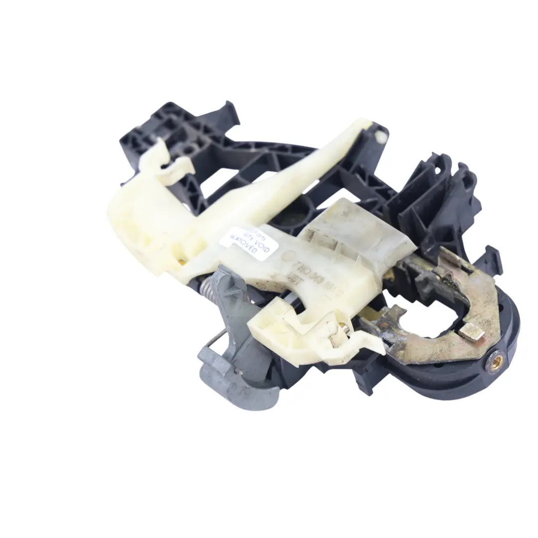 Door Handle Grab Base Carrier Bracket 7H0843351B to VW Volkswagen Transporter T5 with Part number 7H0843351D VW Volkswagen Transporter T5 Door Handle Grab Base Carrier Bracket 7H0843351B - SKU 7H0843351D - Part number 7H0843351D