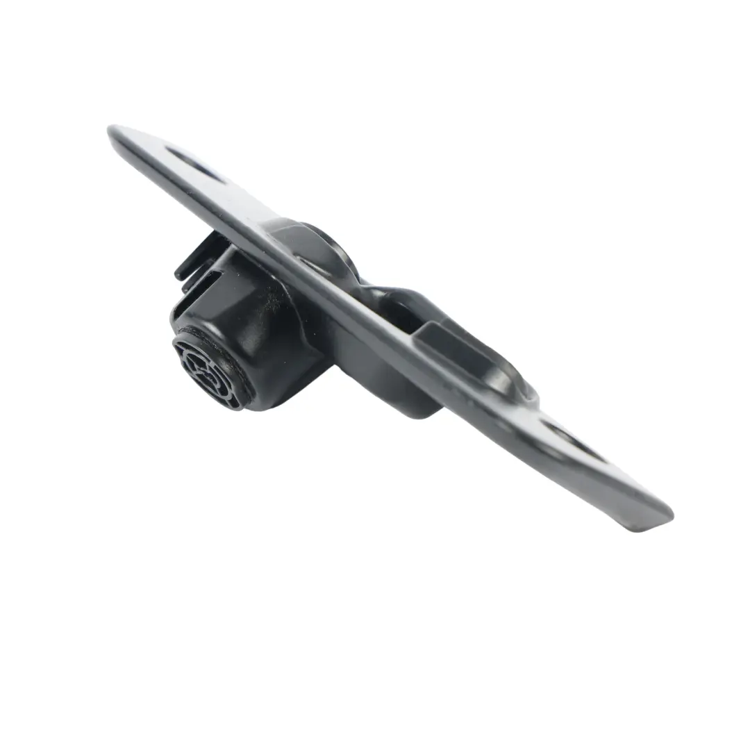 Tylna Górna Lewa Płytka Rygla 7H0843639E do Volkswagen Transporter T5 o numerze 7H0843637D Volkswagen Transporter T5 Tylna Górna Lewa Płytka Rygla 7H0843639E - SKU 7H0843637D - Numer Części 7H0843637D
