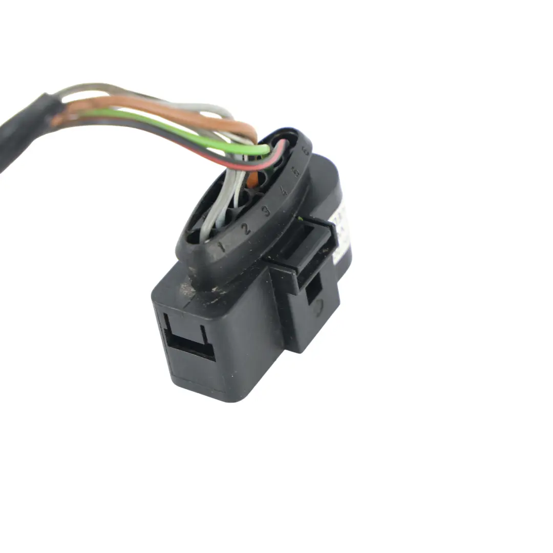 Tail Light Wiring Harness Cable Plug Left N/S to VW Transporter T5 Rear with Part number 7H0945095J VW Transporter T5 Rear Tail Light Wiring Harness Cable Plug Left N/S - SKU 7H0945095J-1 - Part number 7H0945095J
