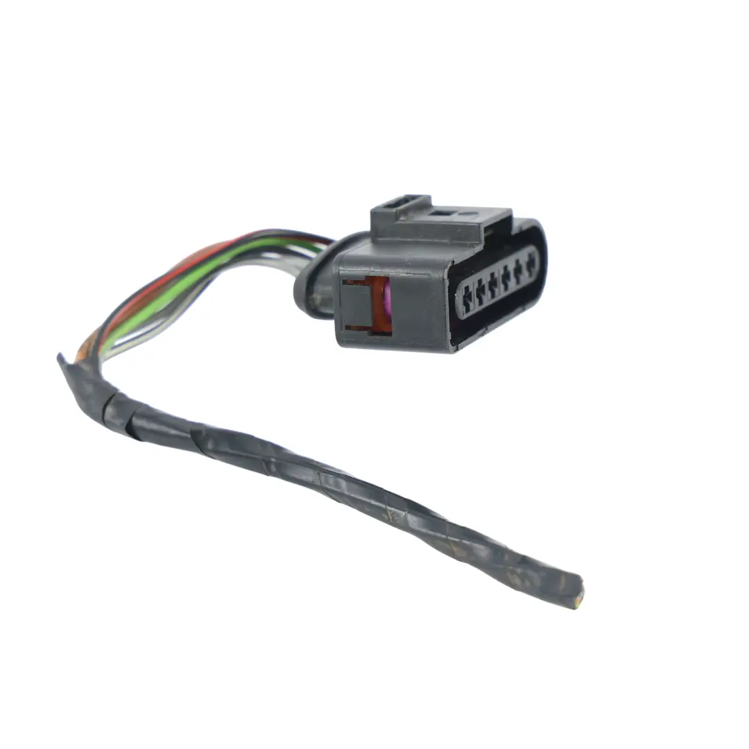 Volkswagen Transporter T5 Cableado Luz Trasera Conector Izquierdo - SKU 7H0945095J-1 - Número de pieza 7H0945095J