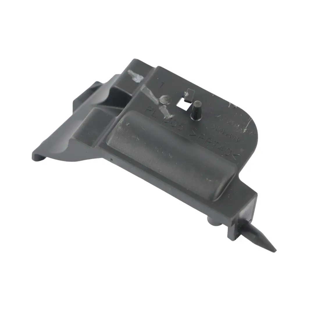 Volkswagen Transporter T5 Heater Control Valve Mount Bracket Retainer - SKU 7H1819939A - Part number 7H1819939A