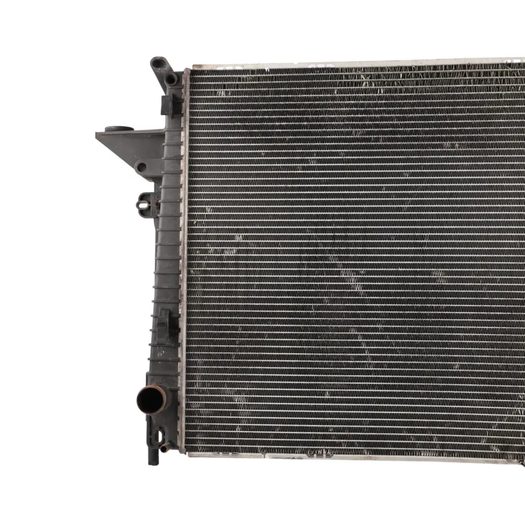 Water Coolant Radiator Cooling Unit to Land Rover Discovery 3 L319 with Part number 7H22-8T000-AA Land Rover Discovery 3 L319 Water Coolant Radiator Cooling Unit - SKU 7H22-8T000-AA - Part number 7H22-8T000-AA