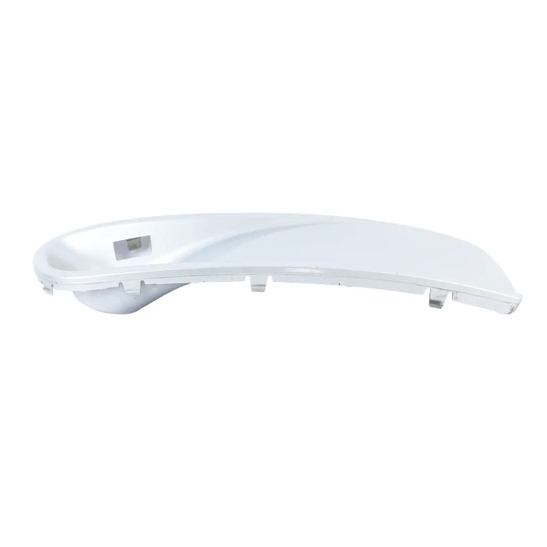 Rejilla Parachoques Delantero Derecho para Volkswagen Transporter T5 con número de pieza 7H5807490A Volkswagen Transporter T5 Rejilla Parachoques Delantero Derecho - SKU 7H5807490A - Número de pieza 7H5807490A