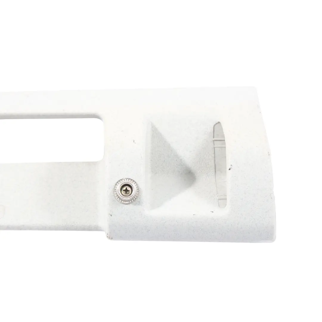Listwa Drzwi Przesuwnych Prawa Szara do Volkswagen Transporter T5 o numerze 7H5867620E Volkswagen Transporter T5 Listwa Drzwi Przesuwnych Prawa Szara - SKU 7H5867620E - Numer Części 7H5867620E