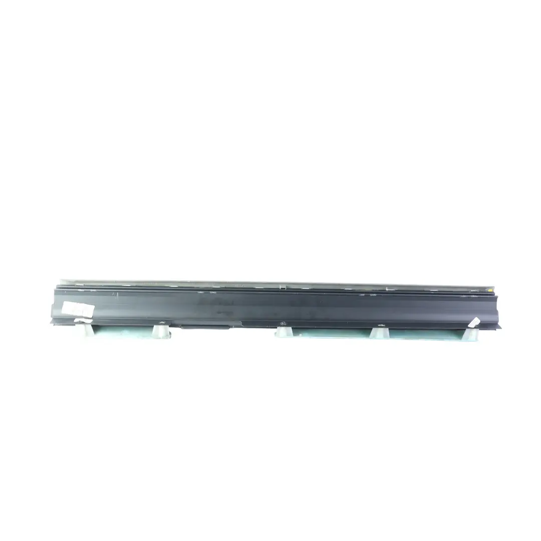 Window Sunblind Roller Rear Right O/S to VW Volkswagen Transporter T5 with Part number 7H9861330B VW Volkswagen Transporter T5 Window Sunblind Roller Rear Right O/S - SKU 7H9861330B - Part number 7H9861330B