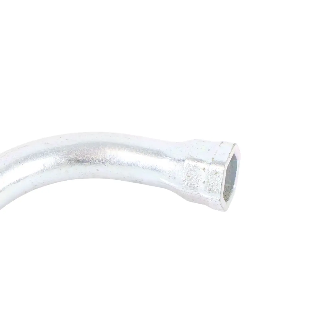 7P Klucz Nasadowy Do Śrub Kół do Volkswagen Touareg o numerze 7L0012219 Volkswagen Touareg 7P Klucz Nasadowy Do Śrub Kół - SKU 7L0012219-1 - Numer Części 7L0012219