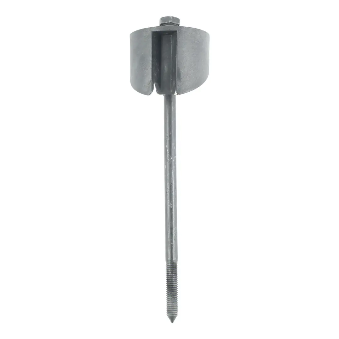7L Spare Wheel Holder Securing Bolt Nut Screw to VW Volkswagen Touareg with Part number 7L0601233B VW Volkswagen Touareg 7L Spare Wheel Holder Securing Bolt Nut Screw - SKU 7L0601233B - Part number 7L0601233B