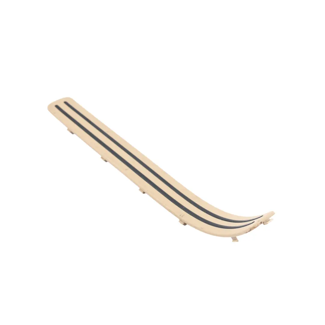 Moldura Umbral Puerta Delantera Derecha para Porsche Cayenne 9PA con número de pieza 7L0853794D Porsche Cayenne 9PA Moldura Umbral Puerta Delantera Derecha - SKU 7L0853794D - Número de pieza 7L0853794D